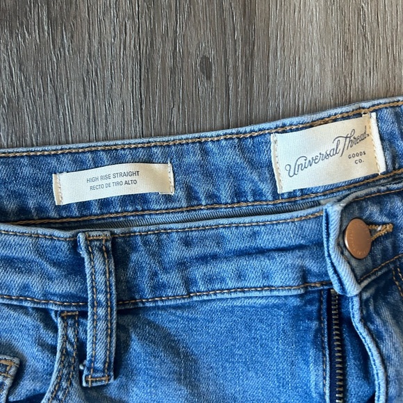 Universal Thread Jeans - Picture 3 of 6